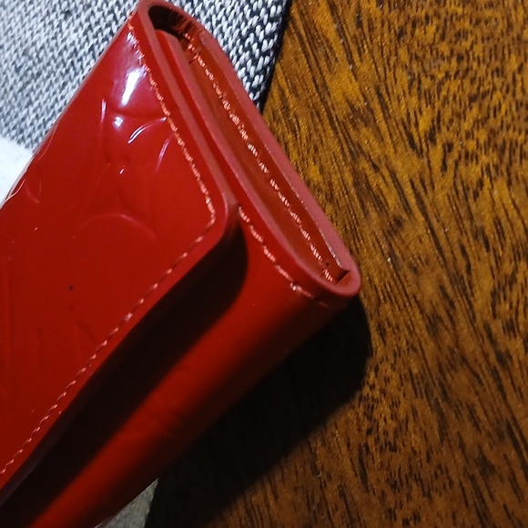 Louis Vuitton Red Key Case - Picture 5 of 13